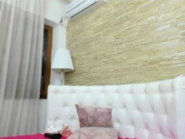 Transliacijos ekrano nuotraukos crazzydee