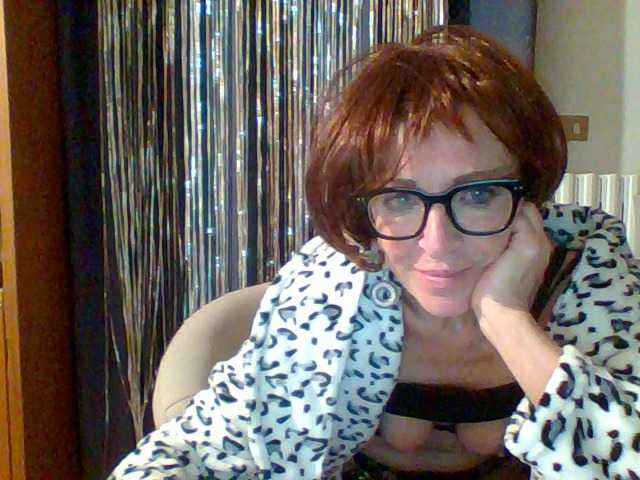 Transliacijos ekrano nuotraukos Crisalideal