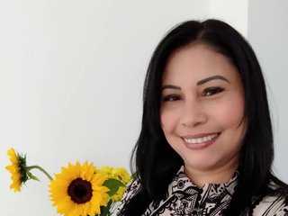 Erotinis vaizdo pokalbis CristinDpinto