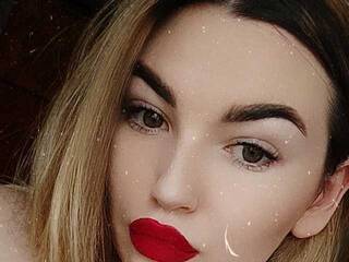 Erotinis vaizdo pokalbis CrossPops