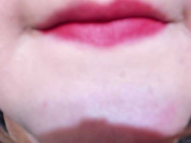 Transliacijos ekrano nuotraukos CrystallBlake