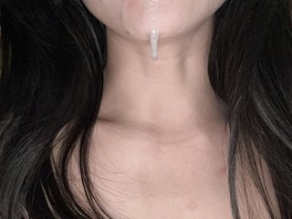 Erotinis vaizdo pokalbis CUMshotik222