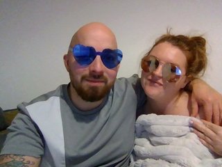 Erotinis vaizdo pokalbis CuriousCouple91