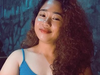 Erotinis vaizdo pokalbis curly-cute