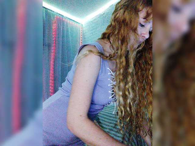 Nuotraukos Curlyhair65 Hello sweet)l missed) my lovense works from 1 too, favorite vibration 20 tok