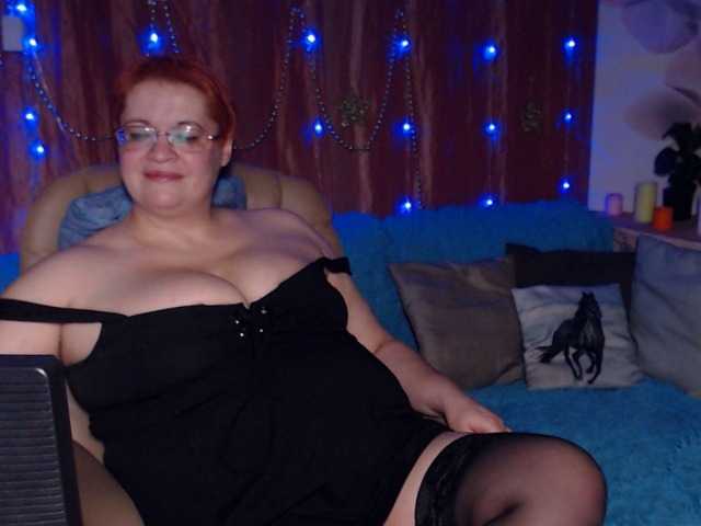 Nuotraukos CurvyMomFuck Let's play together? ;) I love to do squirt, anal, dirty, role games, fetish, feetplay, atm, dp, blowjob, full control lovense etc. [none] till hot squirt show! XOXO