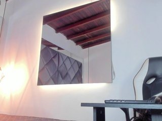 Erotinis vaizdo pokalbis cute-doll