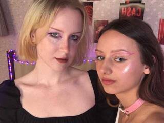 Erotinis vaizdo pokalbis CuteAura