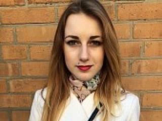 Erotinis vaizdo pokalbis cutekira