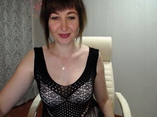 Nuotraukos CuteLindaWest Hey guys!:) Goal- #Dance #hot #pvt #c2c #fetish #feet #roleplay Tip to add at friendlist and for requests!