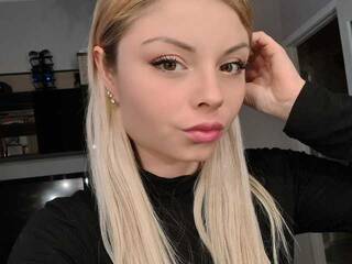 Erotinis vaizdo pokalbis cutie-murrr