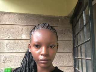 Erotinis vaizdo pokalbis Cynne