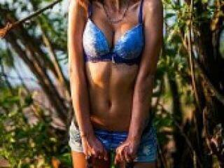 Erotinis vaizdo pokalbis daiisy