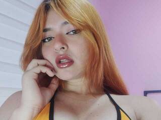 Erotinis vaizdo pokalbis DakotaGV