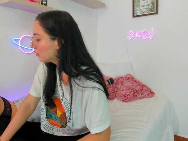 Nuotraukos DamasSexx Welcome. Goal: 2000 tokens, we both do anal show and lesbian show. Remaining 1013