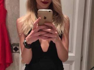 Erotinis vaizdo pokalbis dancinglady