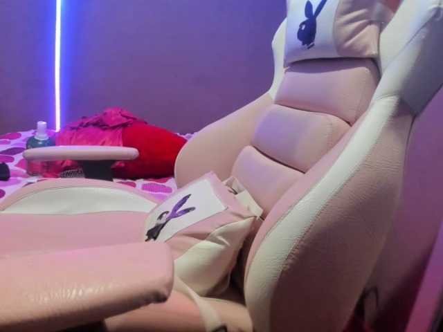 Transliacijos ekrano nuotraukos daniela-moon