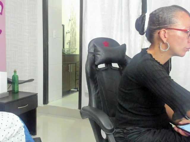 Transliacijos ekrano nuotraukos Danielaxue