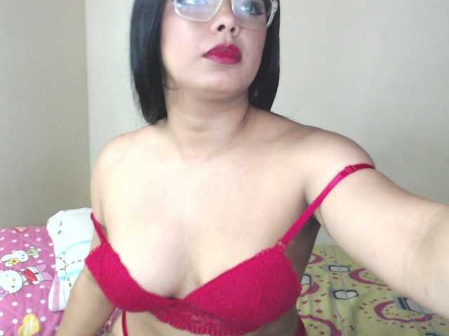 Nuotraukos dannagaleano1 Welcome to my room! Come with me and spend a fantastic moment together ♥ #latina #young #bigtits #bigass #dance