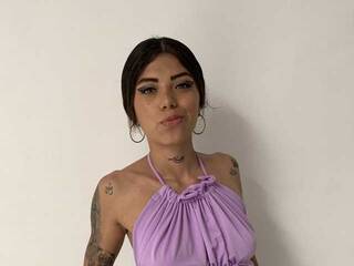 Erotinis vaizdo pokalbis Dannyevan