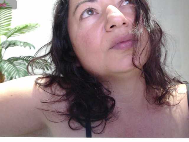 Transliacijos ekrano nuotraukos dannyxhole