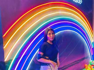 Erotinis vaizdo pokalbis darlacampbell