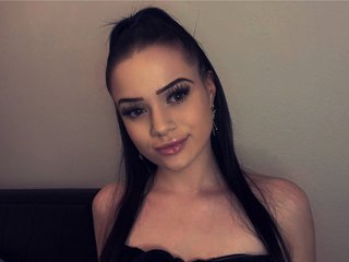 Erotinis vaizdo pokalbis DeluxeShelly