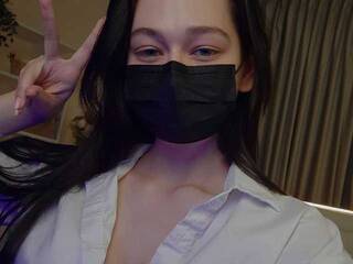 Erotinis vaizdo pokalbis Dendroaspis