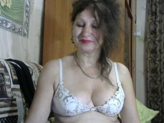 Nuotraukos detka69123 hello everyone)) I like 20 tokens, take off your bra 80 tokens, take off your panties 100 tokens, doggystyle 120 tokens camera 40 tokens, dance 150 tokens, Lovence works from your tokens, write all your other wishes in a personal, private and group, whate