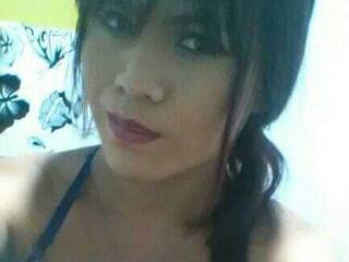 Erotinis vaizdo pokalbis Dhulce