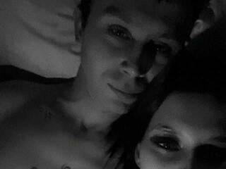 Erotinis vaizdo pokalbis Sexy-and-Garry