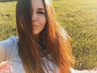 Erotinis vaizdo pokalbis dimilevs