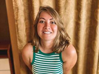 Erotinis vaizdo pokalbis DinaBrooks