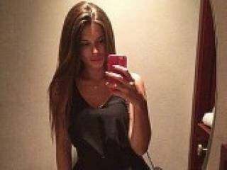 Erotinis vaizdo pokalbis dinarin