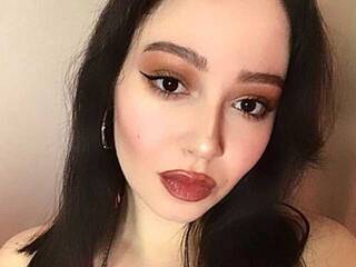 Erotinis vaizdo pokalbis DirtyMelody