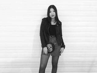 Erotinis vaizdo pokalbis Divaleena