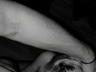 Erotinis vaizdo pokalbis Divine0couple3forSex