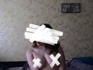 Erotinis vaizdo pokalbis kurtizanka-partizanka