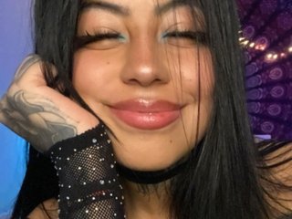 Erotinis vaizdo pokalbis Dollcam