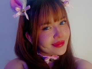 Erotinis vaizdo pokalbis Dollielove