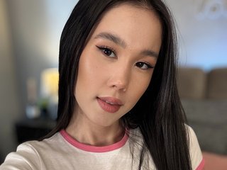 Erotinis vaizdo pokalbis dollypixel