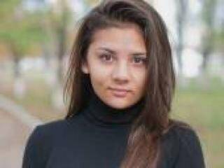 Erotinis vaizdo pokalbis dominikalii