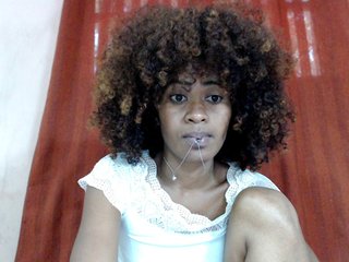 Erotinis vaizdo pokalbis DonnelaQuin