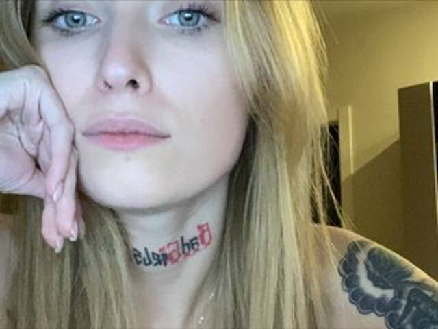 Transliacijos ekrano nuotraukos PREKRVTI