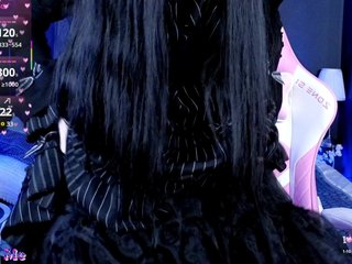 Erotinis vaizdo pokalbis draculaura