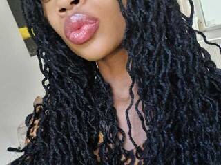 Erotinis vaizdo pokalbis Dream-Goddess