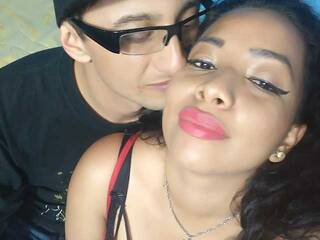 Erotinis vaizdo pokalbis DreamTeachFlame