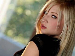 Erotinis vaizdo pokalbis dunashaa