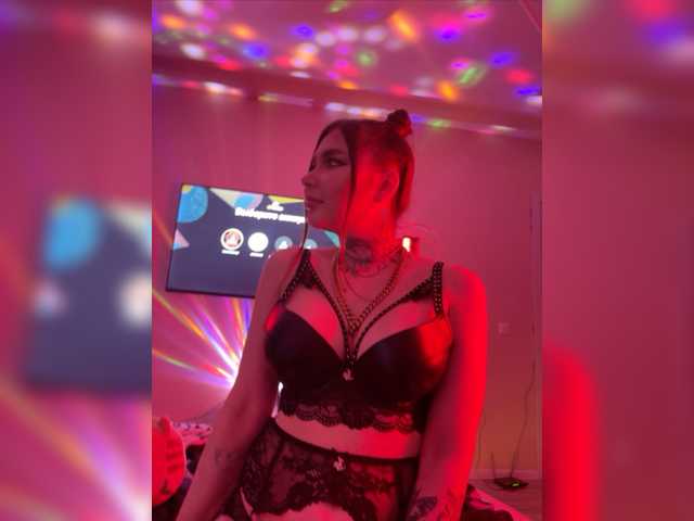 Transliacijos ekrano nuotraukos MamacitaStunna