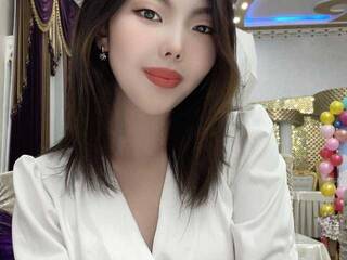 Erotinis vaizdo pokalbis DzhuZong